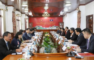 Vietnamese, Lao Party Central Committees’ Organisation Commissions strengthen cooperative ties 